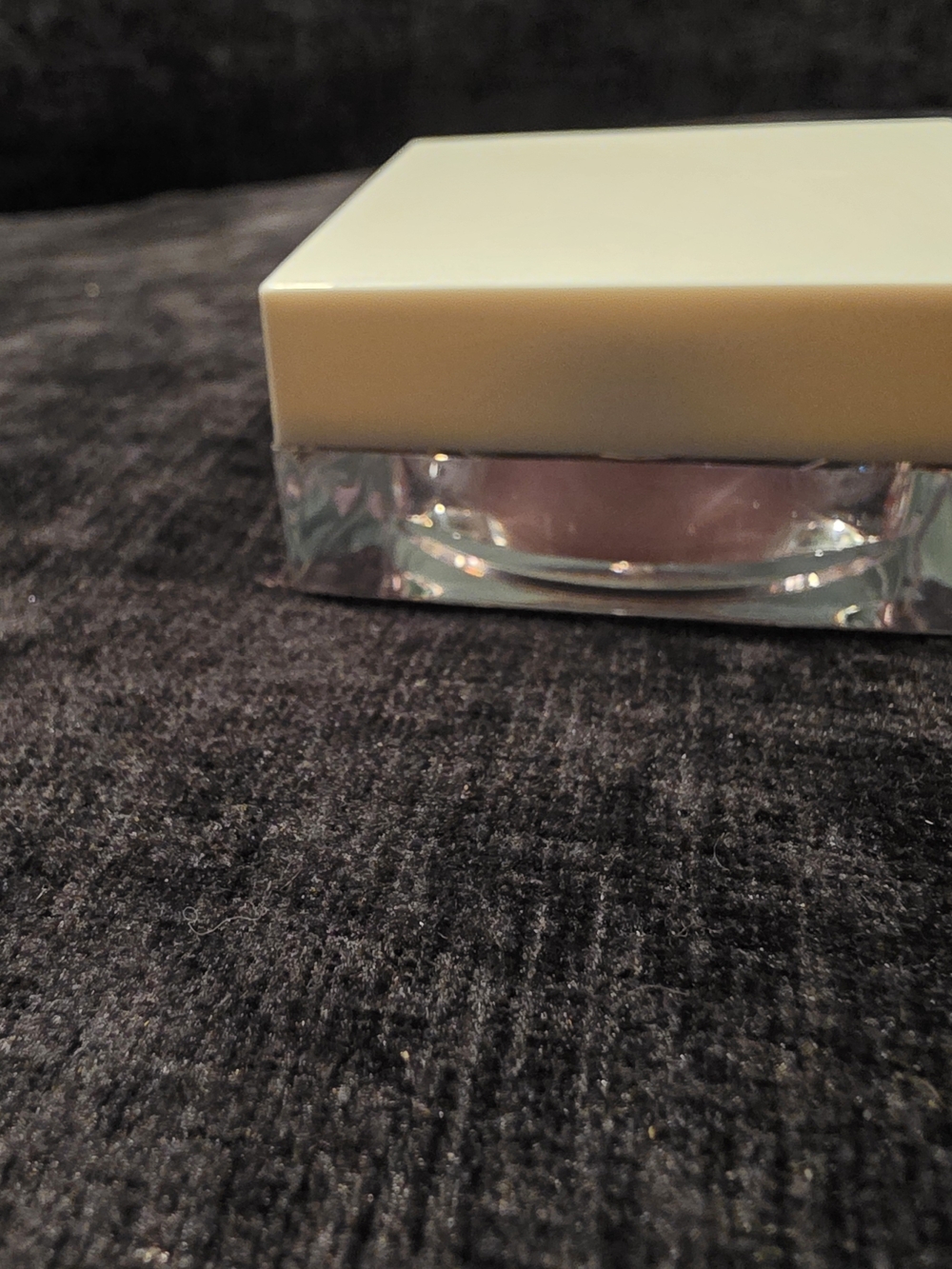 Pink Shimmer Setting Powder - Picture 2 of 4